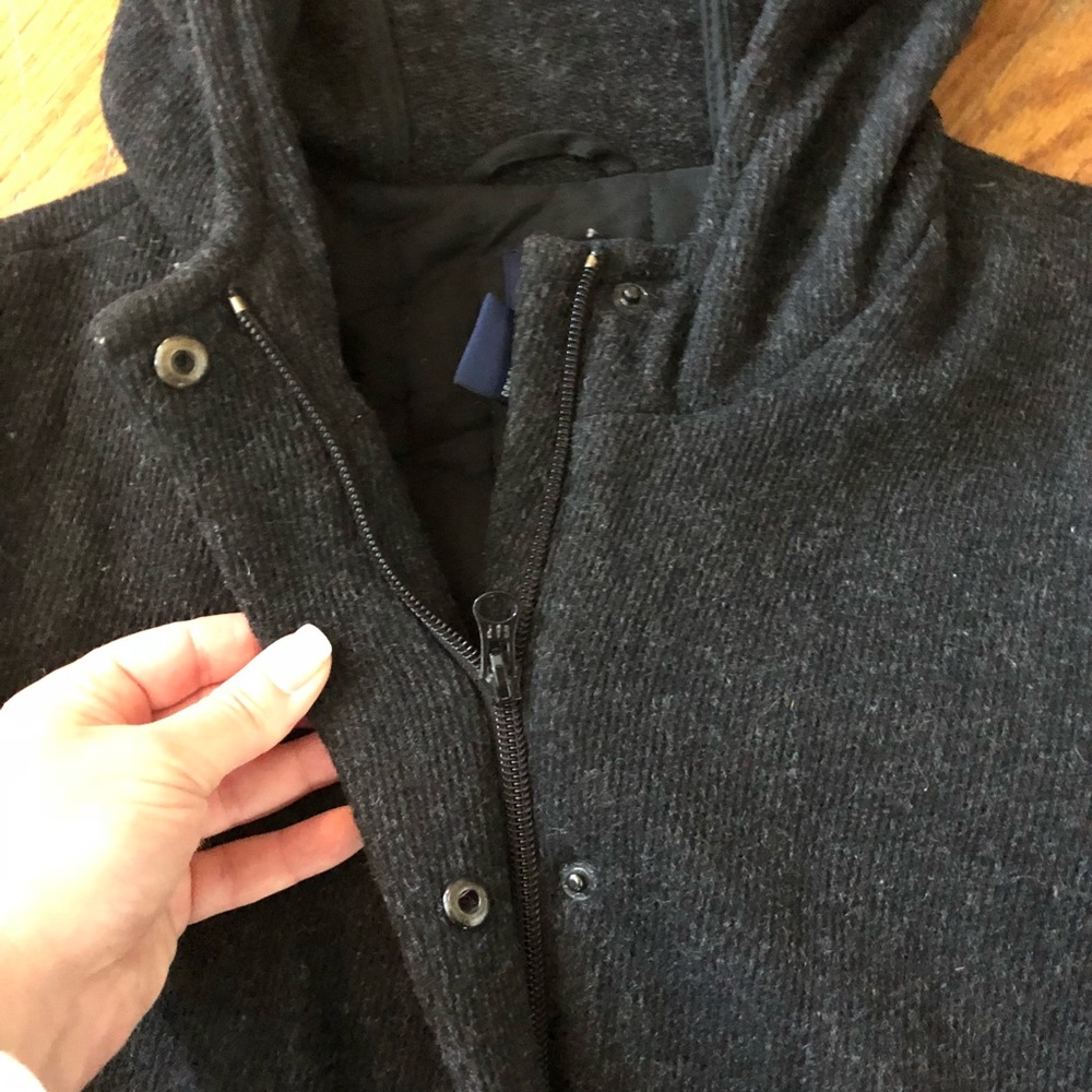 Gap Jacket - Picture 2 of 4